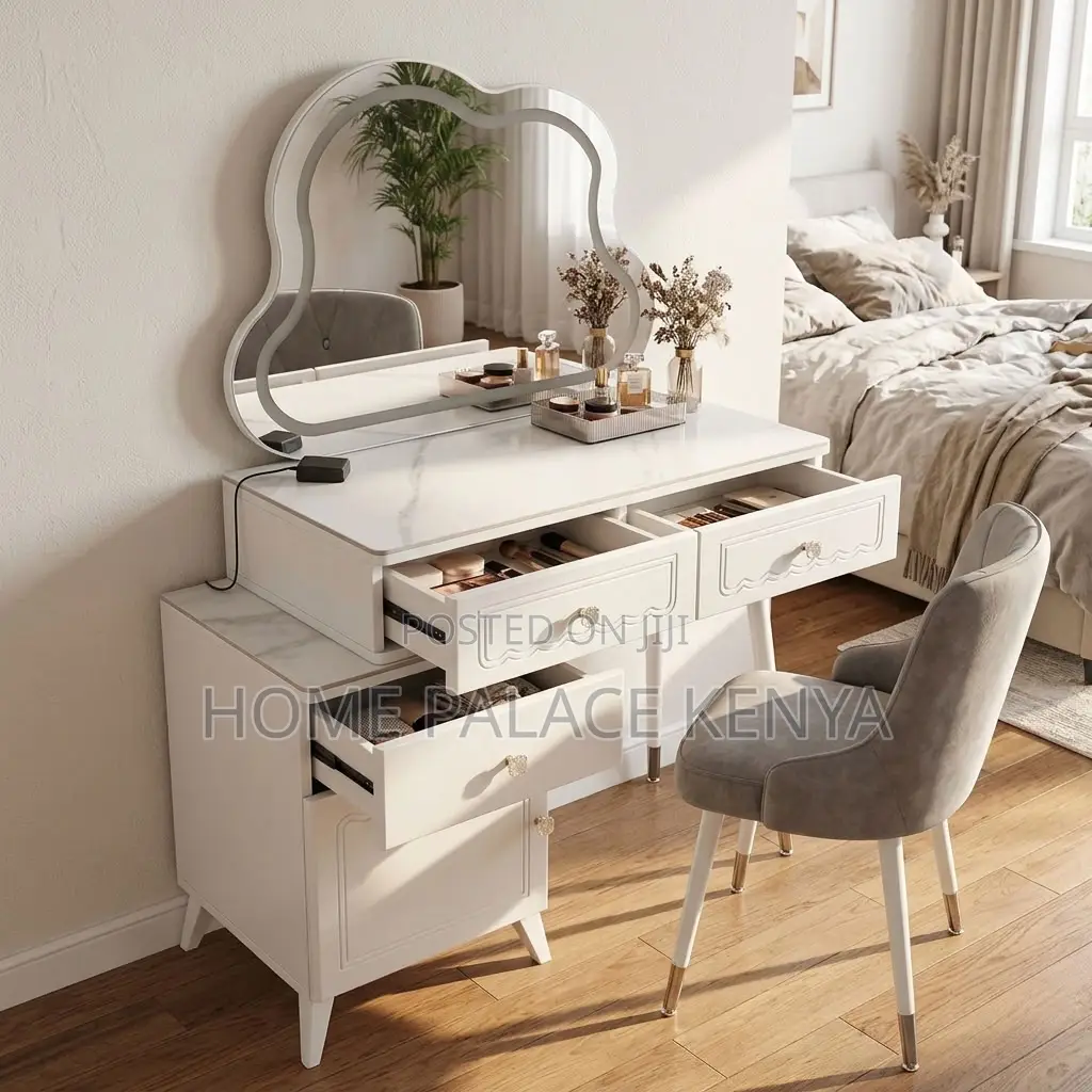 Vanity Set; White LED Mirrored Vanity Makeup Set
