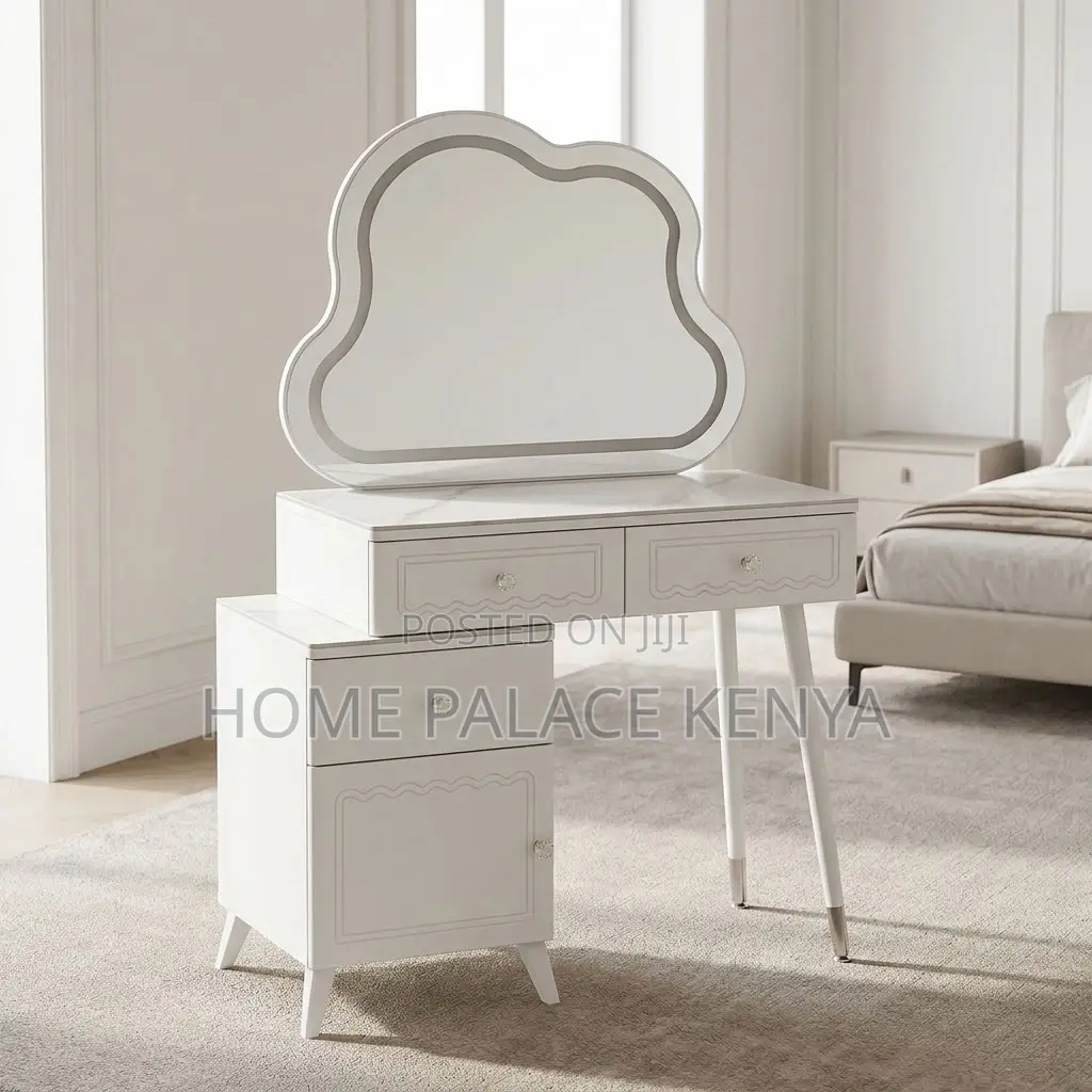 Vanity Set; White LED Mirrored Vanity Makeup Set