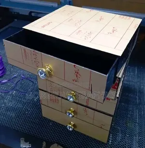 Professional Custom Made Acrylic Gift Boxes