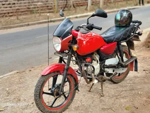 Bajaj Boxer 2022 Red
