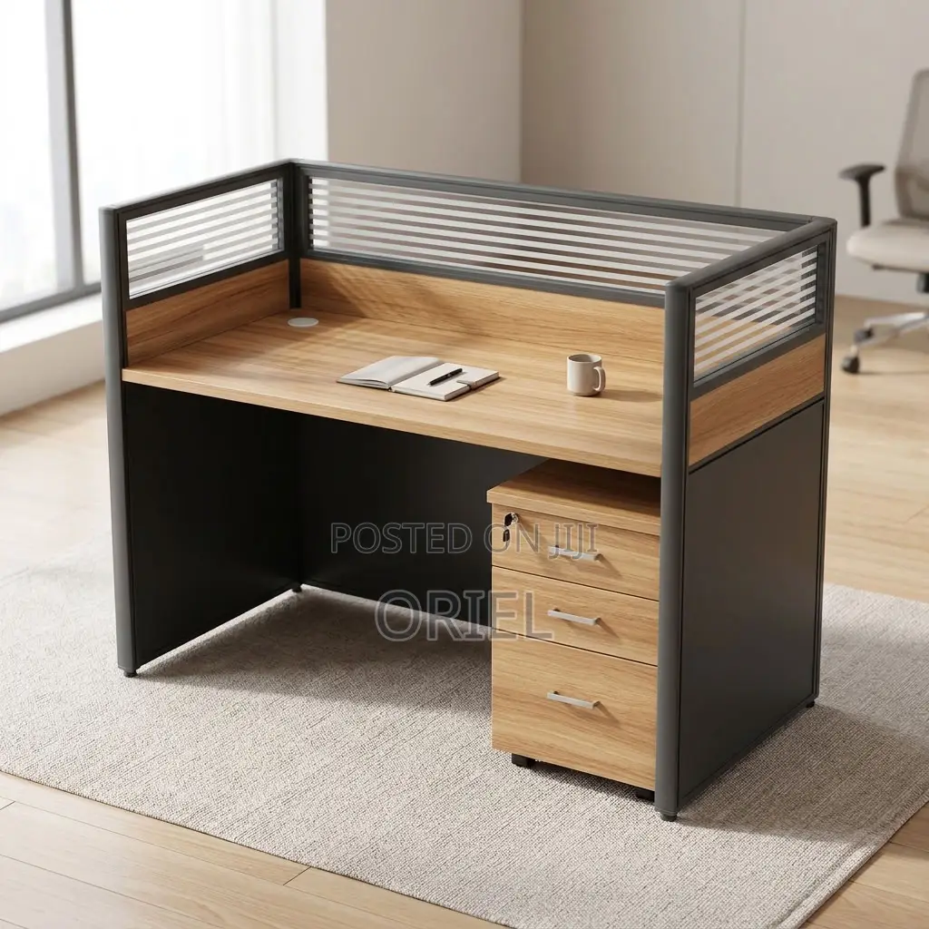 Office Workstation : 1-User Office Work Desk