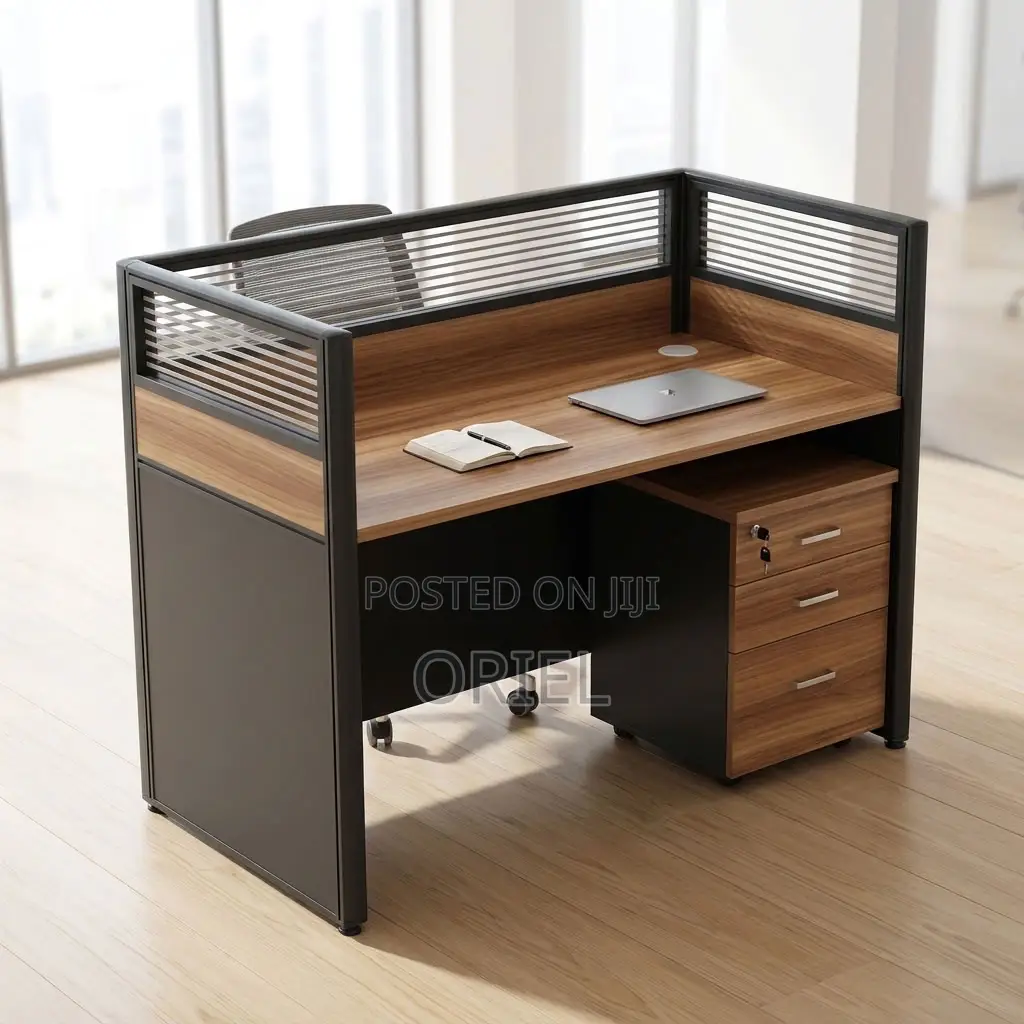 Office Workstation : 1-User Office Work Desk