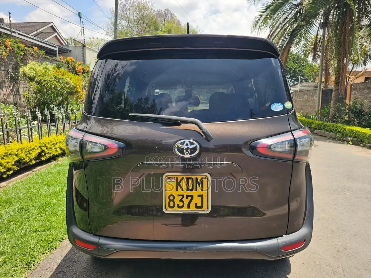 Toyota Sienta 2016 Gray