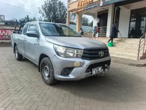 Toyota Hilux 2016 Silver