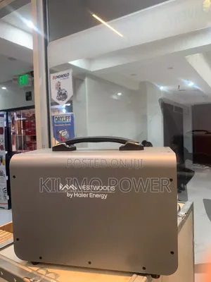 Vestwood 1lWh Solar Battery for Backup Power