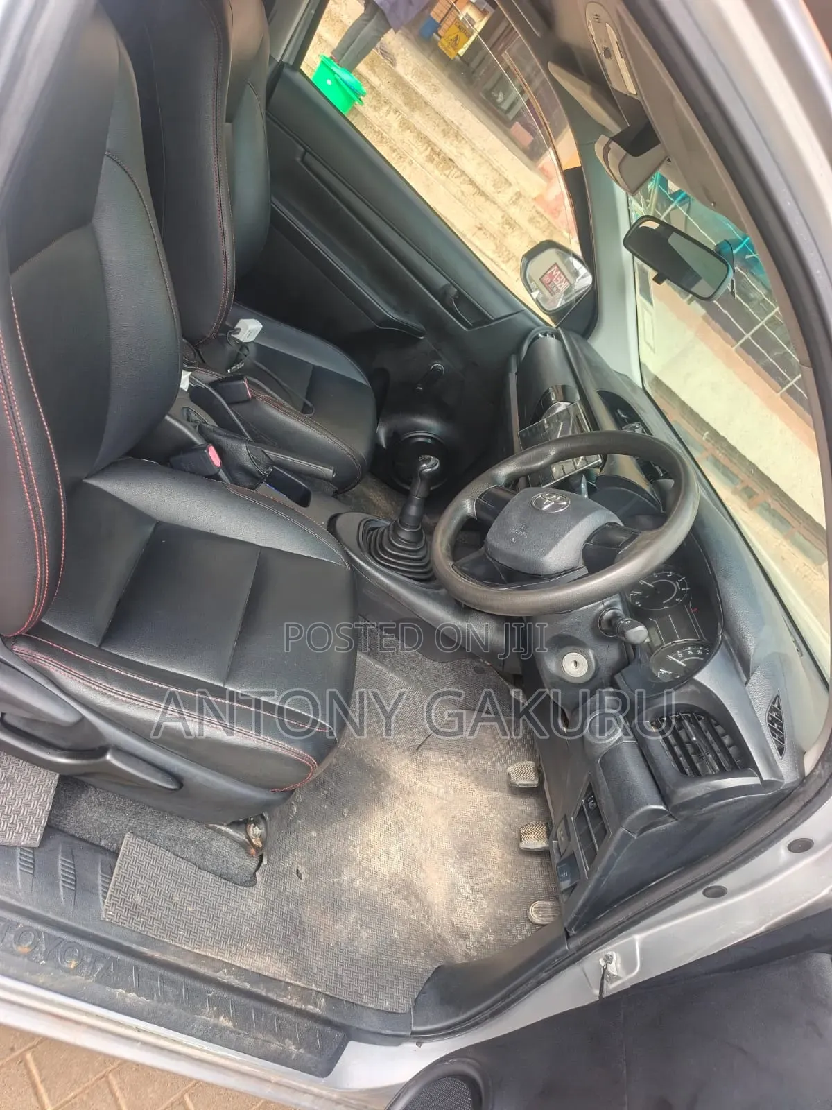 Toyota Hilux 2016 Silver