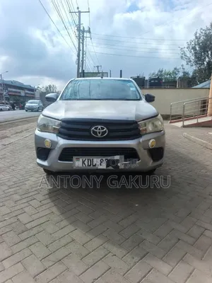 Toyota Hilux 2016 Silver