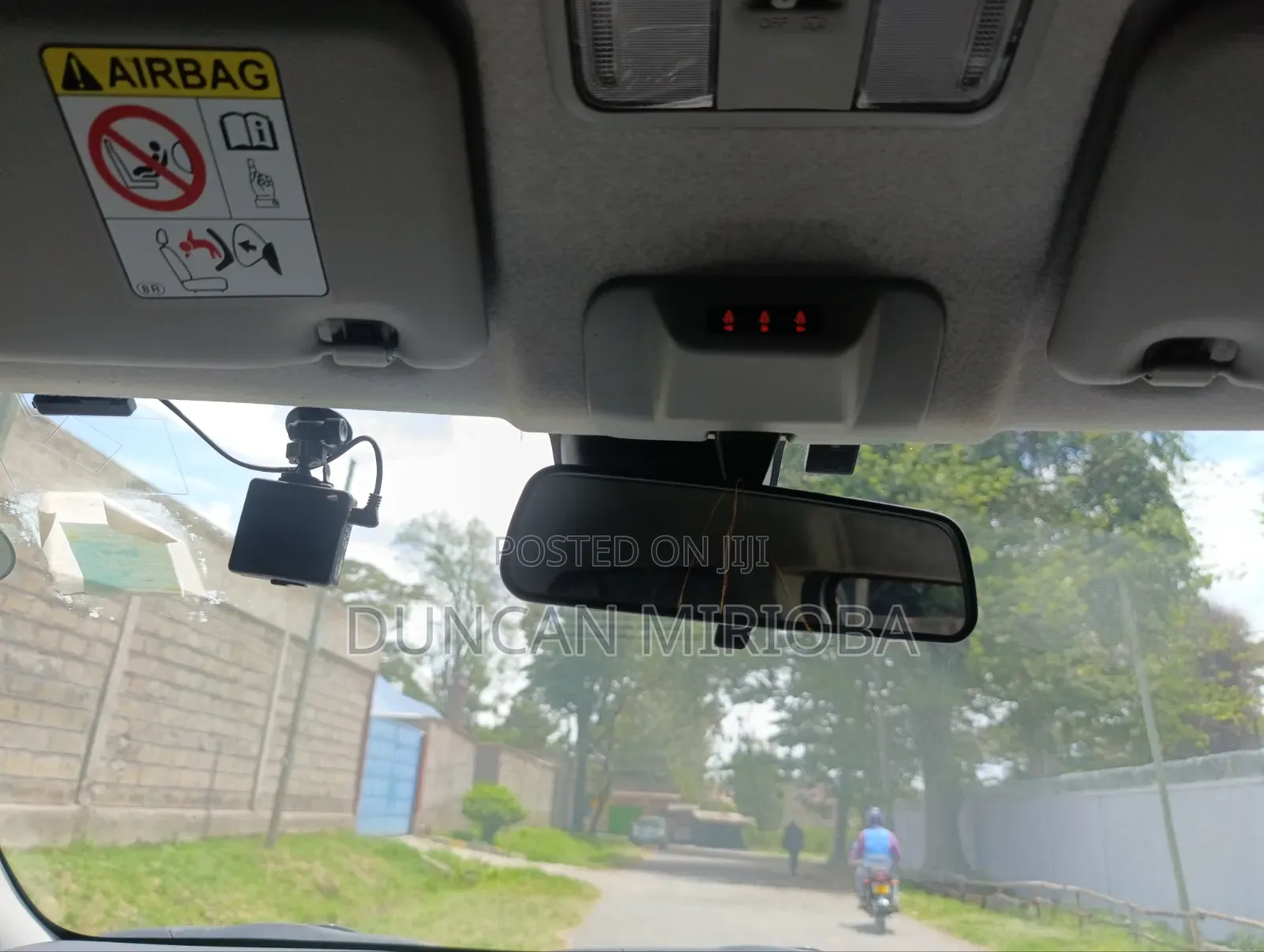 Toyota Passo 2019 Silver