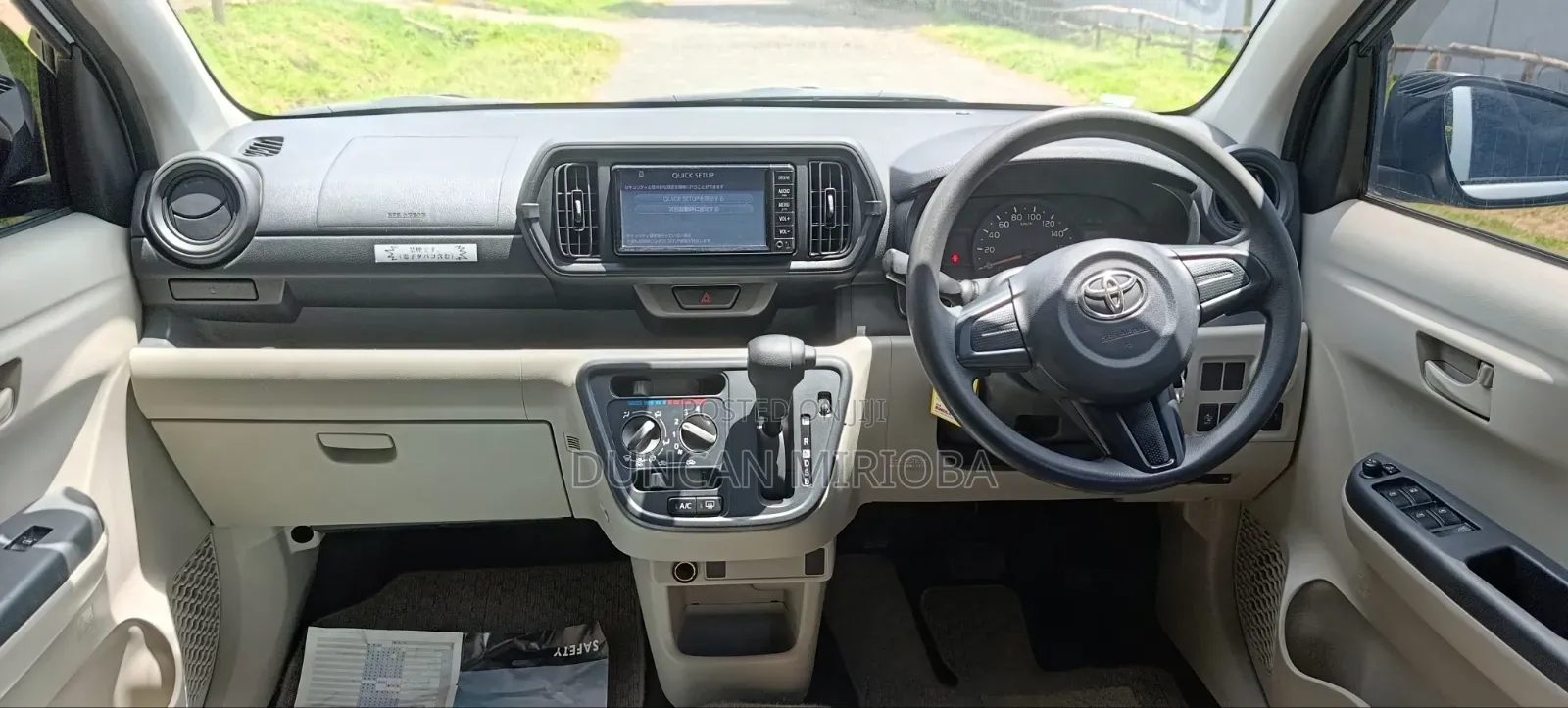 Toyota Passo 2019 Silver