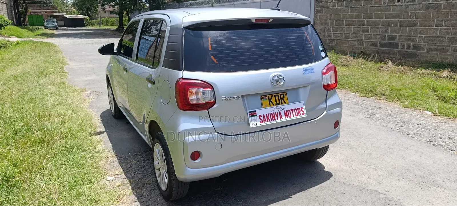 Toyota Passo 2019 Silver