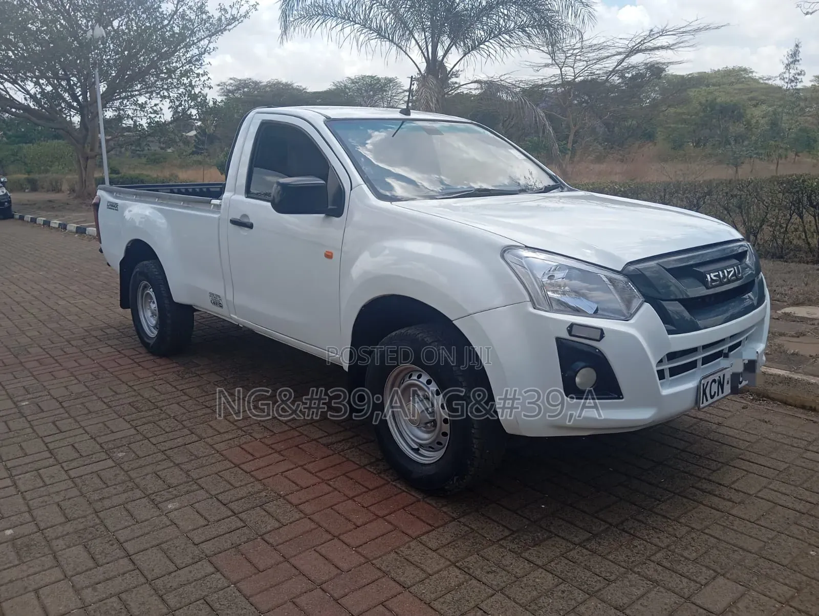 Isuzu D-MAX 2017 White