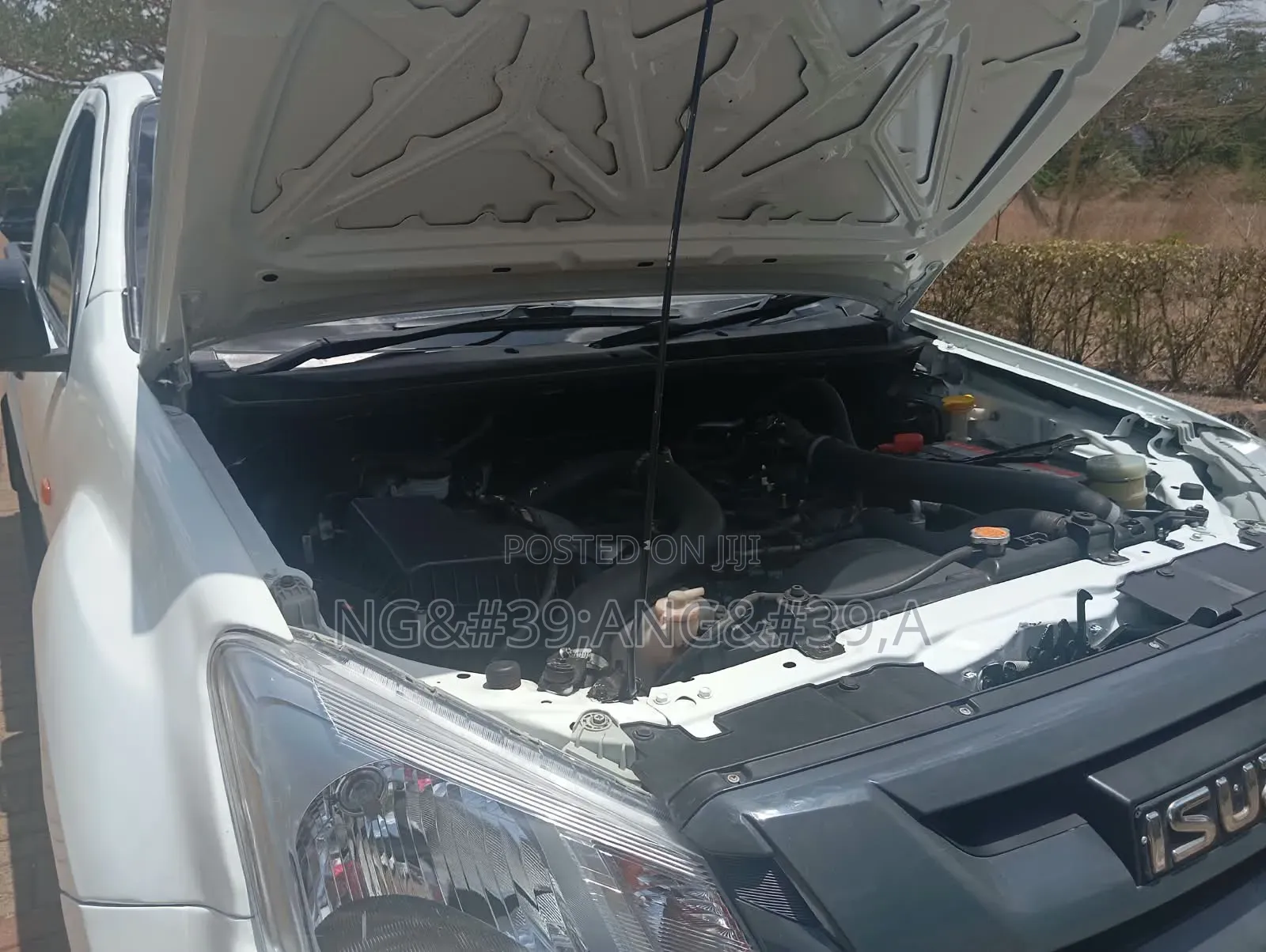 Isuzu D-MAX 2017 White