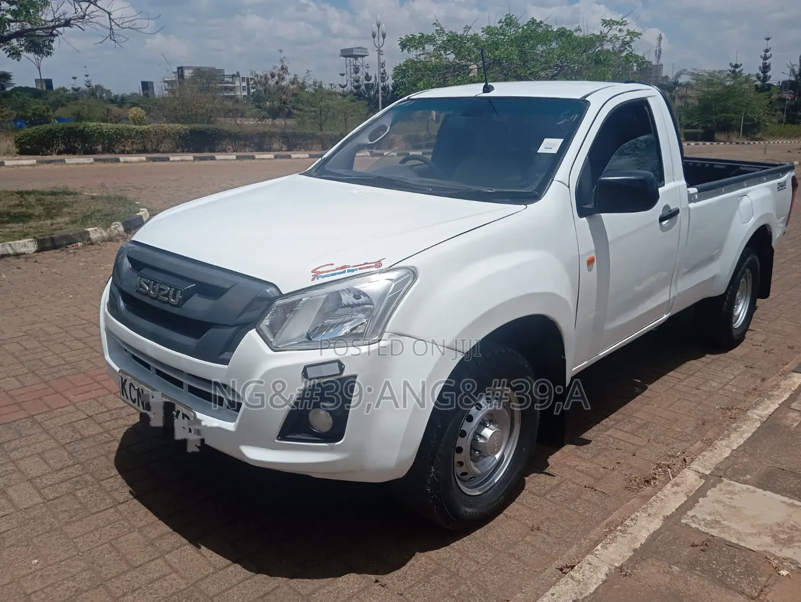 Isuzu D-MAX 2017 White