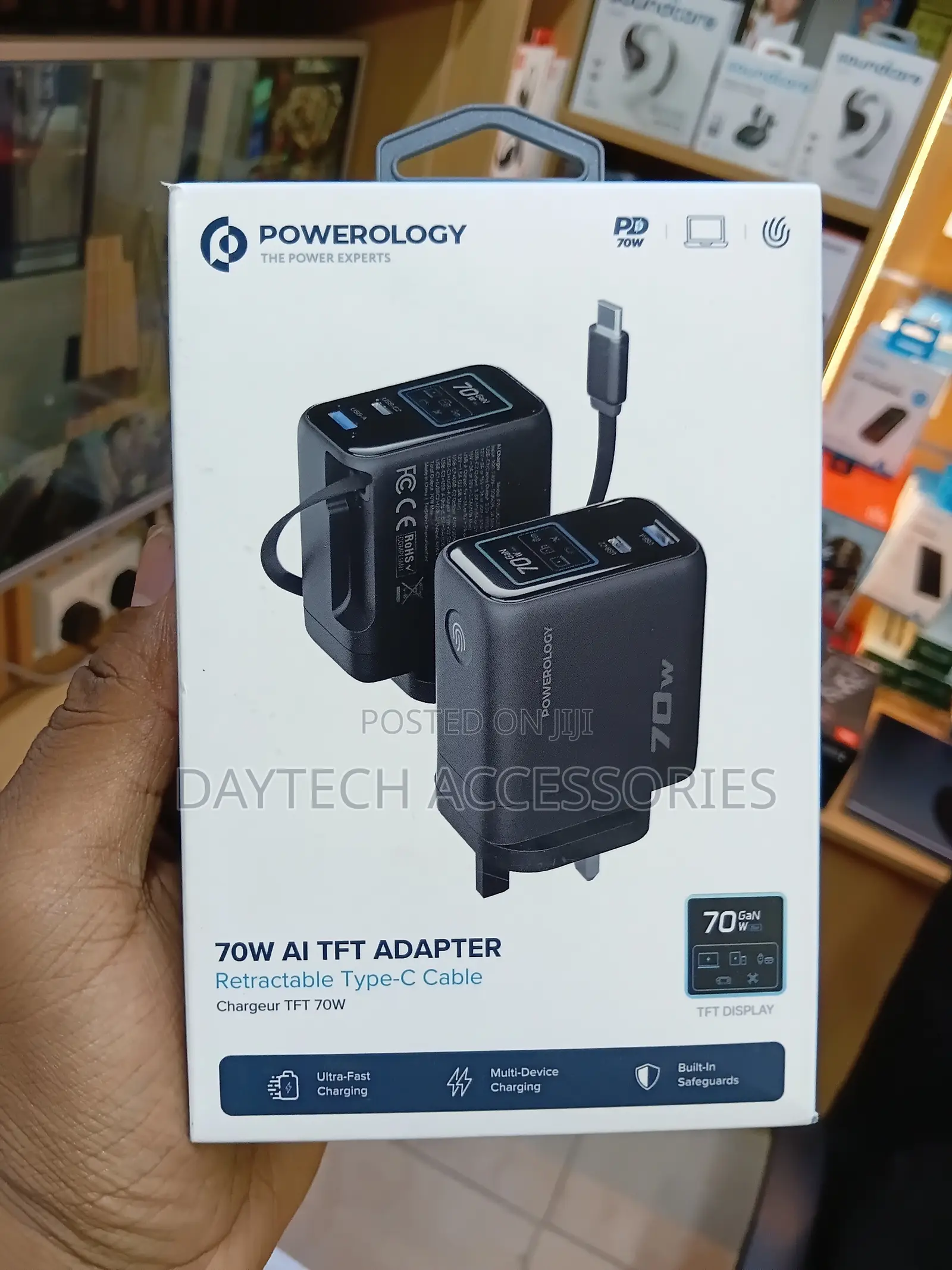 Powerology 70W TFT Adaptor With Retractable Cable 1C & 1A - Black