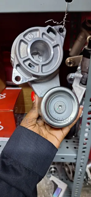 Fan Belt Tensioner for Honda Fit L13 Engine