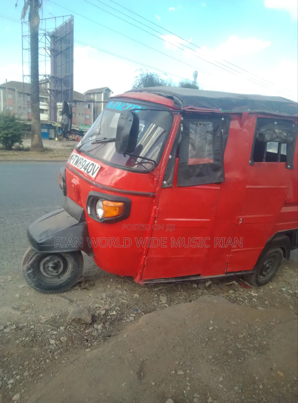 Piaggio 2018 Red