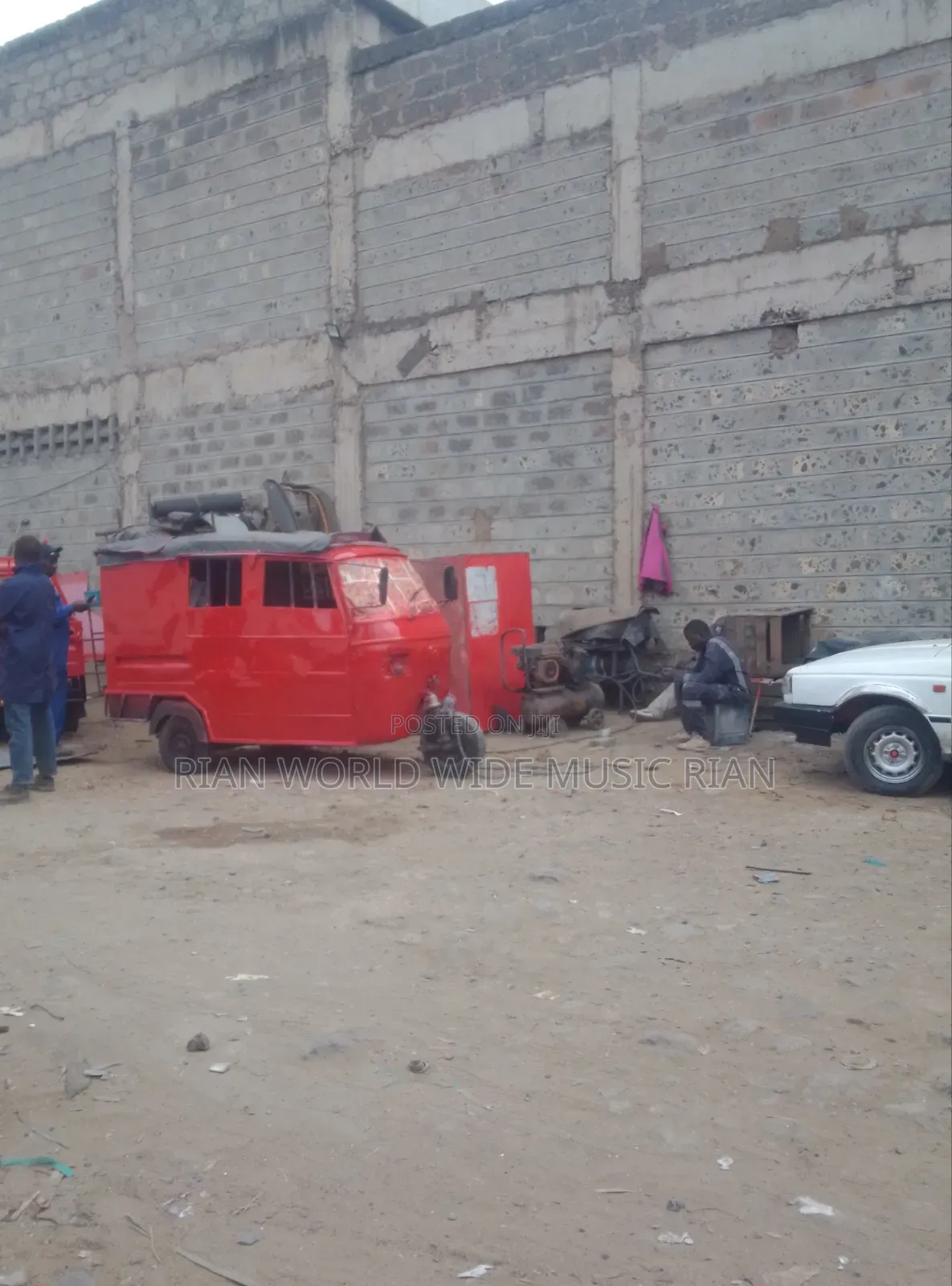 Piaggio 2018 Red