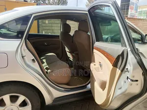 Nissan Bluebird 2007 Silver