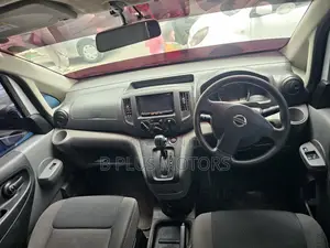 Nissan NV200 2017 Silver