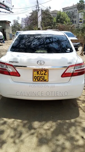 Toyota Premio 2013 White