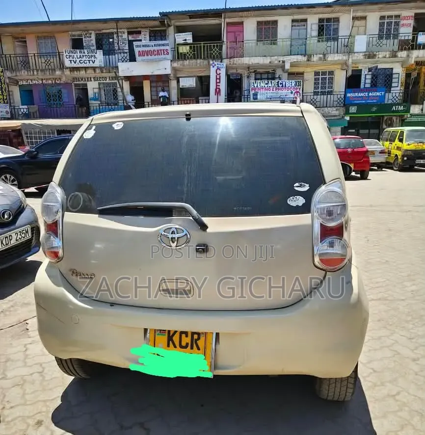 Toyota Passo 2011 Off white