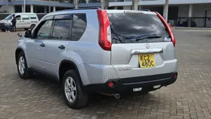 Nissan X-Trail 2.0 Petrol AWD 2013 Silver