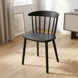 Dining Chair : Black Contemporary Plastic Dining Chair