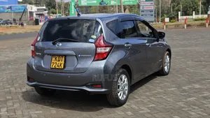 Nissan Note 1.2 Hybrid 2018 Silver