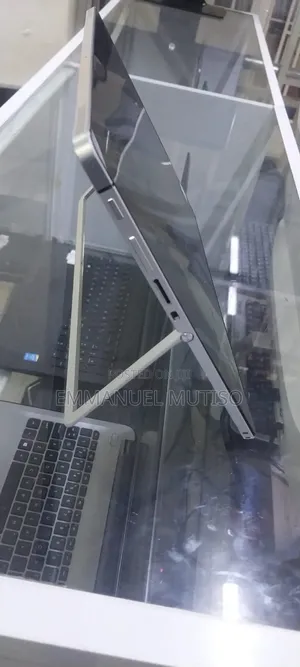 Laptop HP EliteBook X2 1012 G1 8GB Intel Core i7 SSD 256GB
