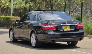 Mercedes-Benz E250 2011 Black
