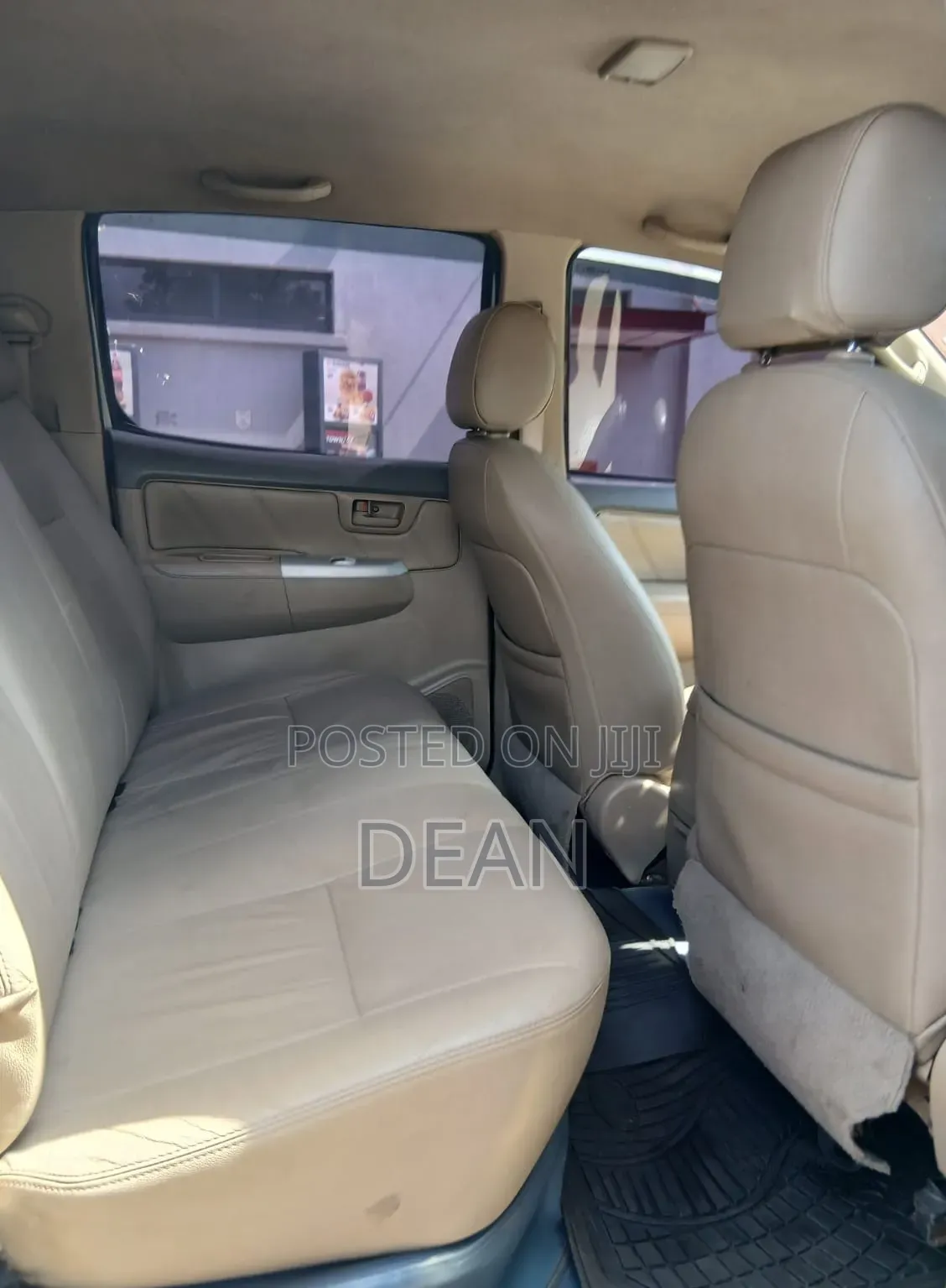 Toyota Hilux 2013 White