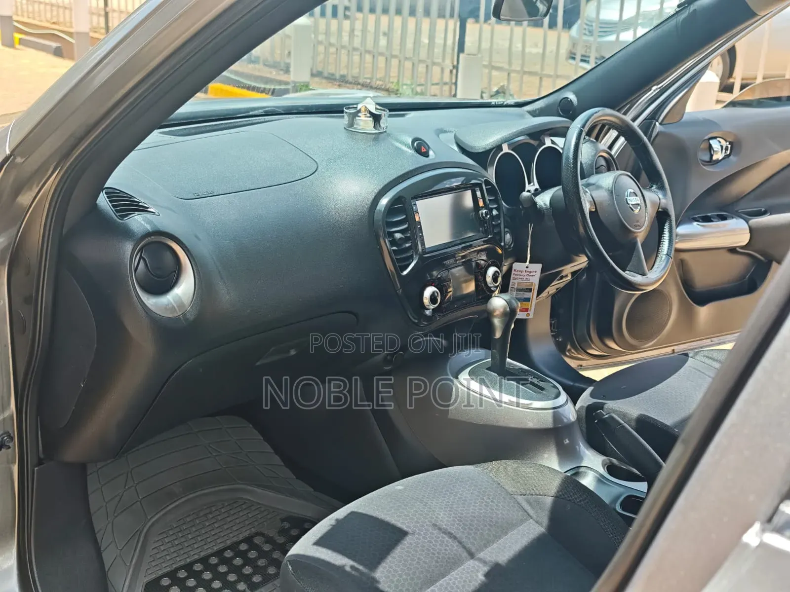Nissan Juke 2012 Gray