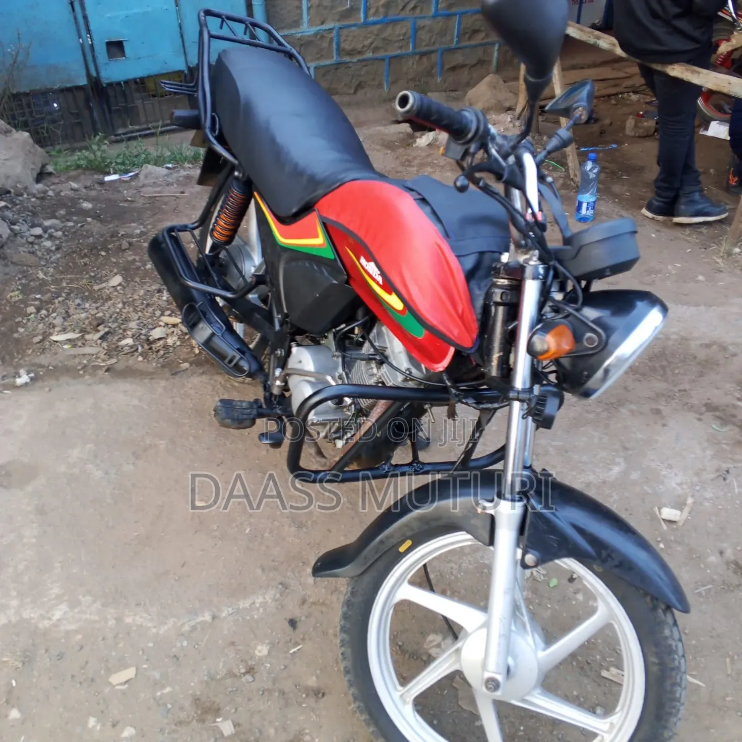 Honda CB 2021 Red