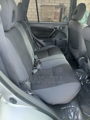 Toyota RAV4 2001 Silver