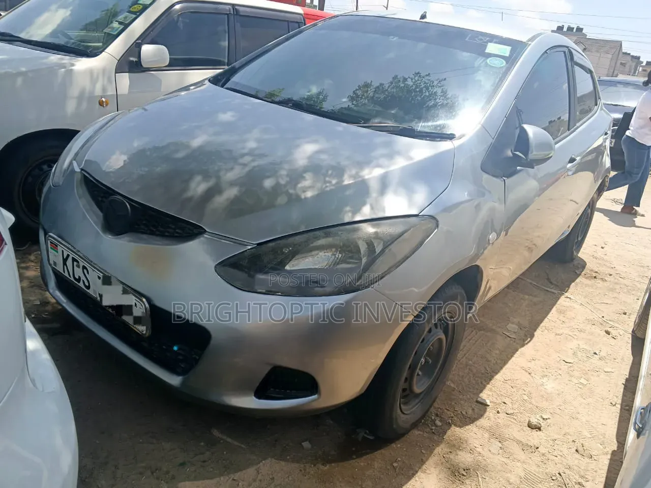 Mazda Demio 2012 Silver