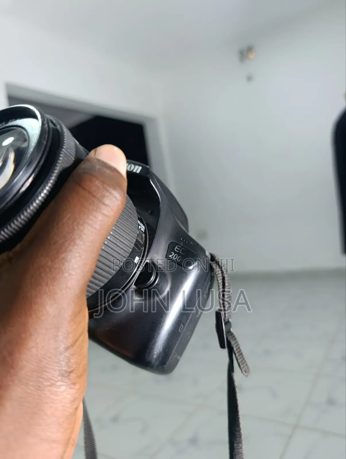 Canon 2000d