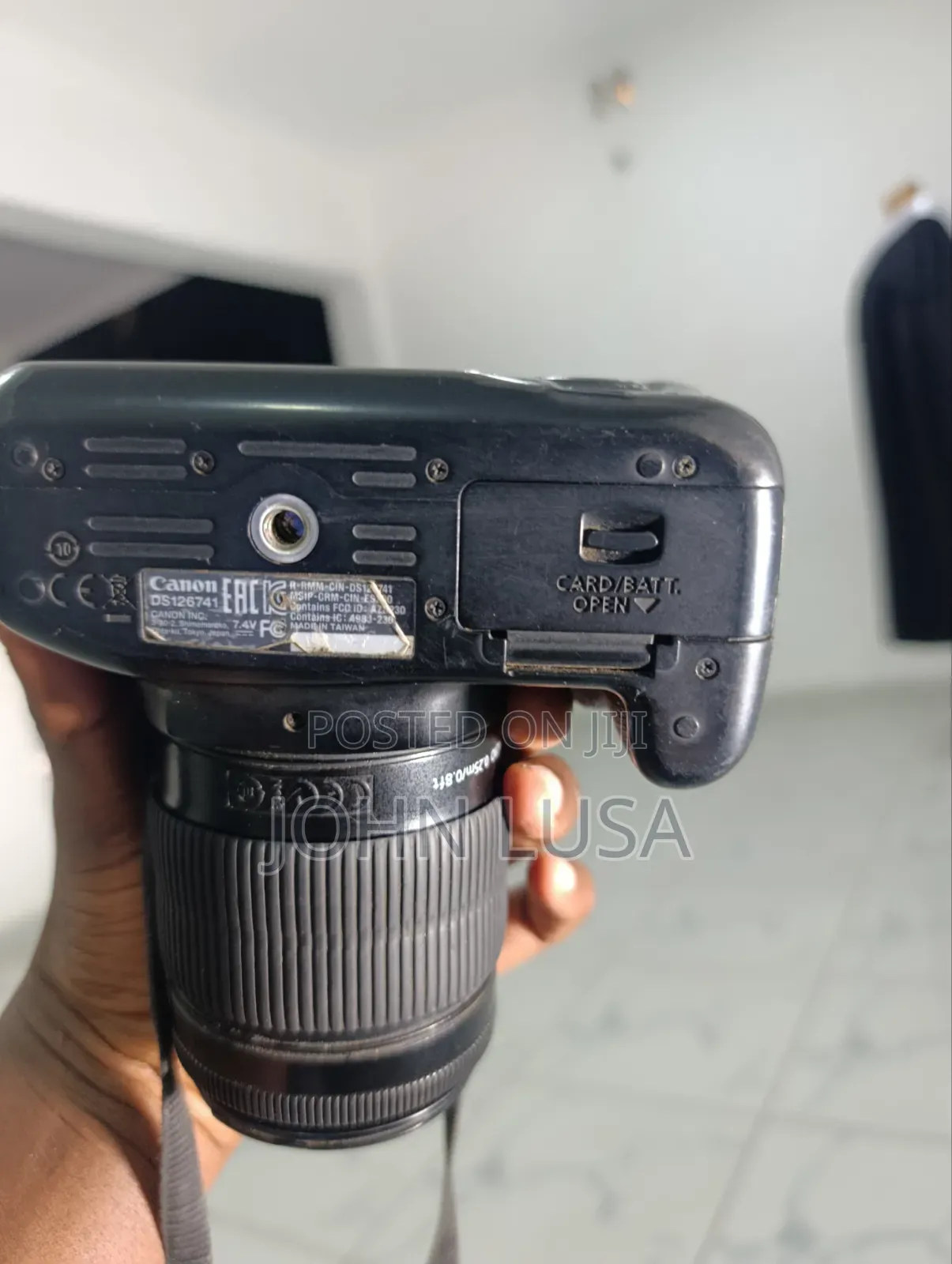 Canon 2000d