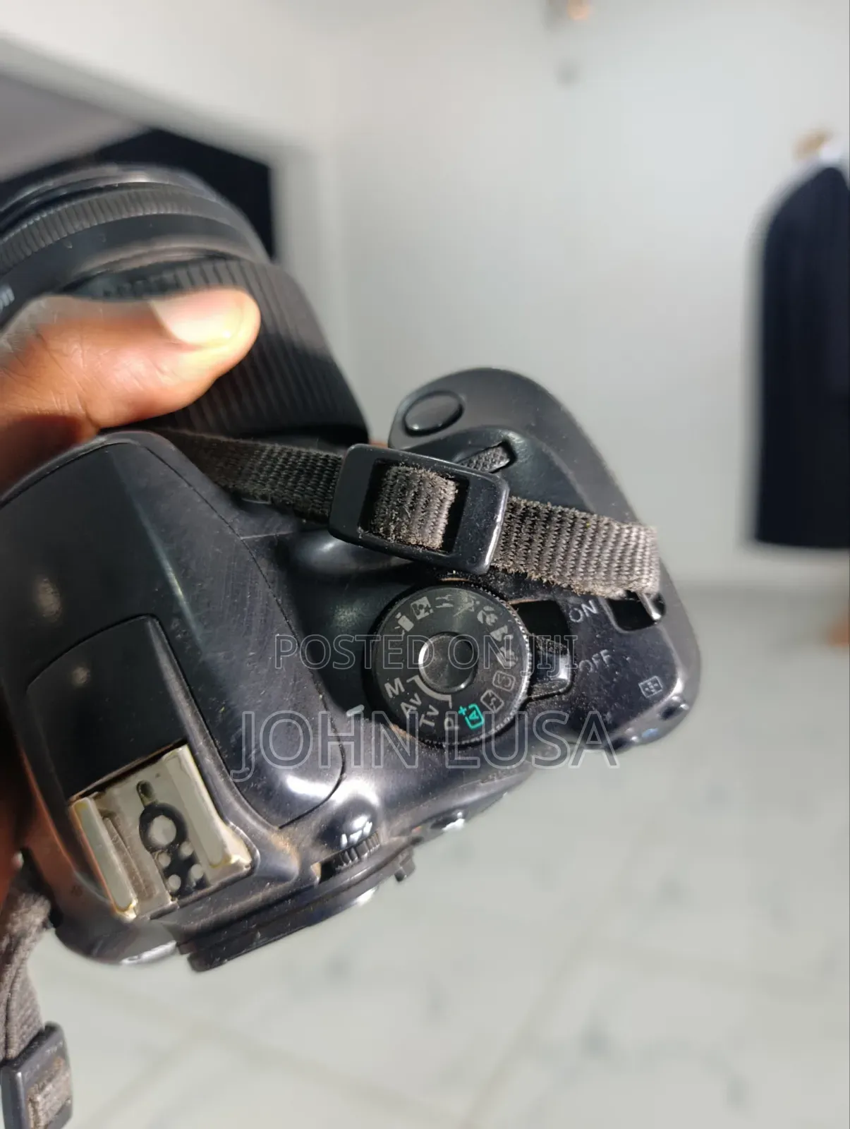 Canon 2000d