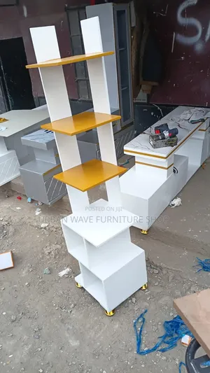 Side Bookshelf
