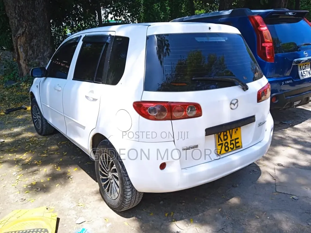 Mazda Demio 2006 White