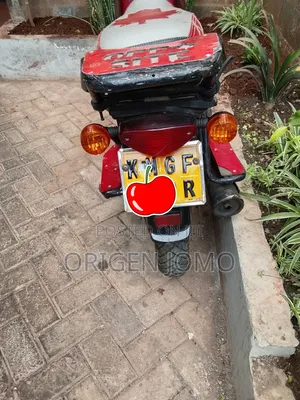 Bajaj Boxer 150 UG 2023 Red