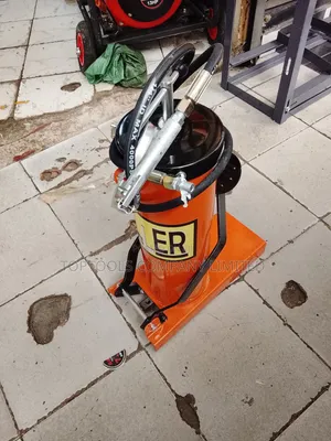 Foot Grease Bucket Pump 8ltrs