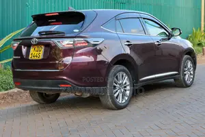 Toyota Harrier 2.0 2014 Maroon