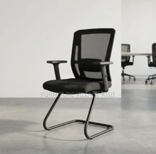 Chrome Coated Base Visitor Chair