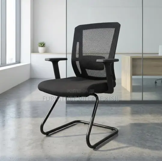 Chrome Coated Base Visitor Chair
