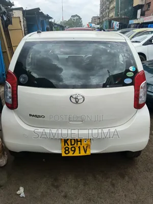 Toyota Passo 2015 White