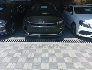 Toyota Crown XLE 2023 Black