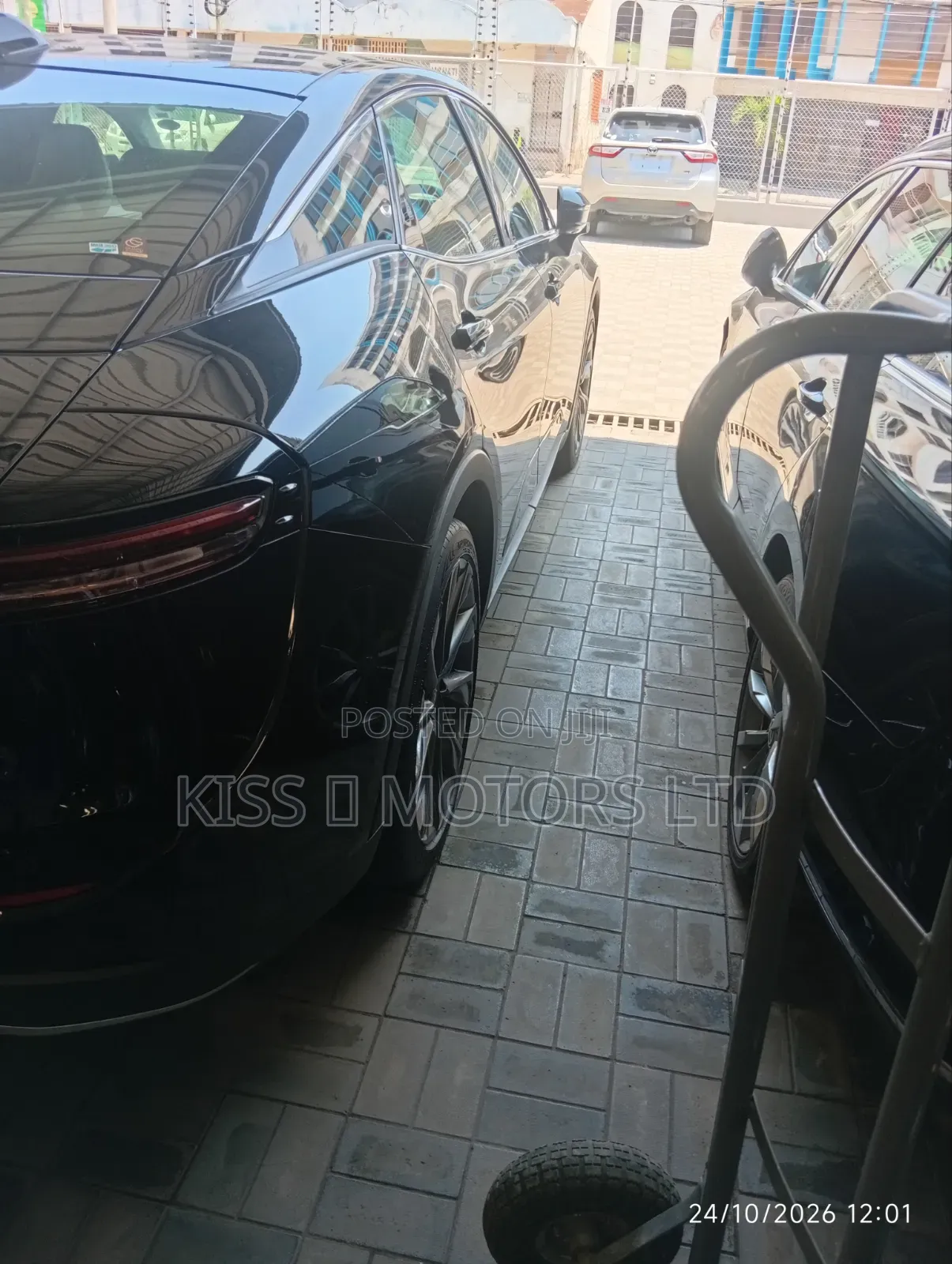 Toyota Crown XLE 2023 Black