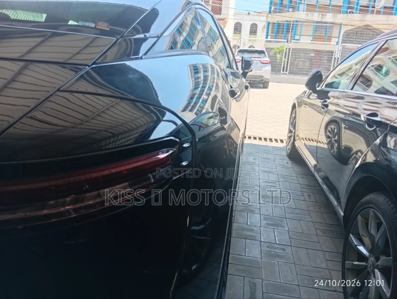 Toyota Crown XLE 2023 Black