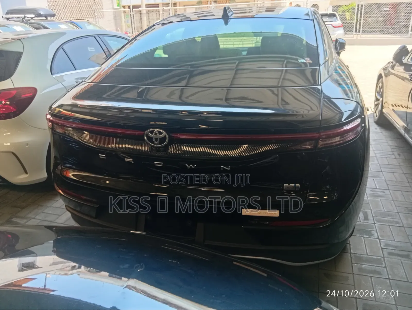 Toyota Crown XLE 2023 Black
